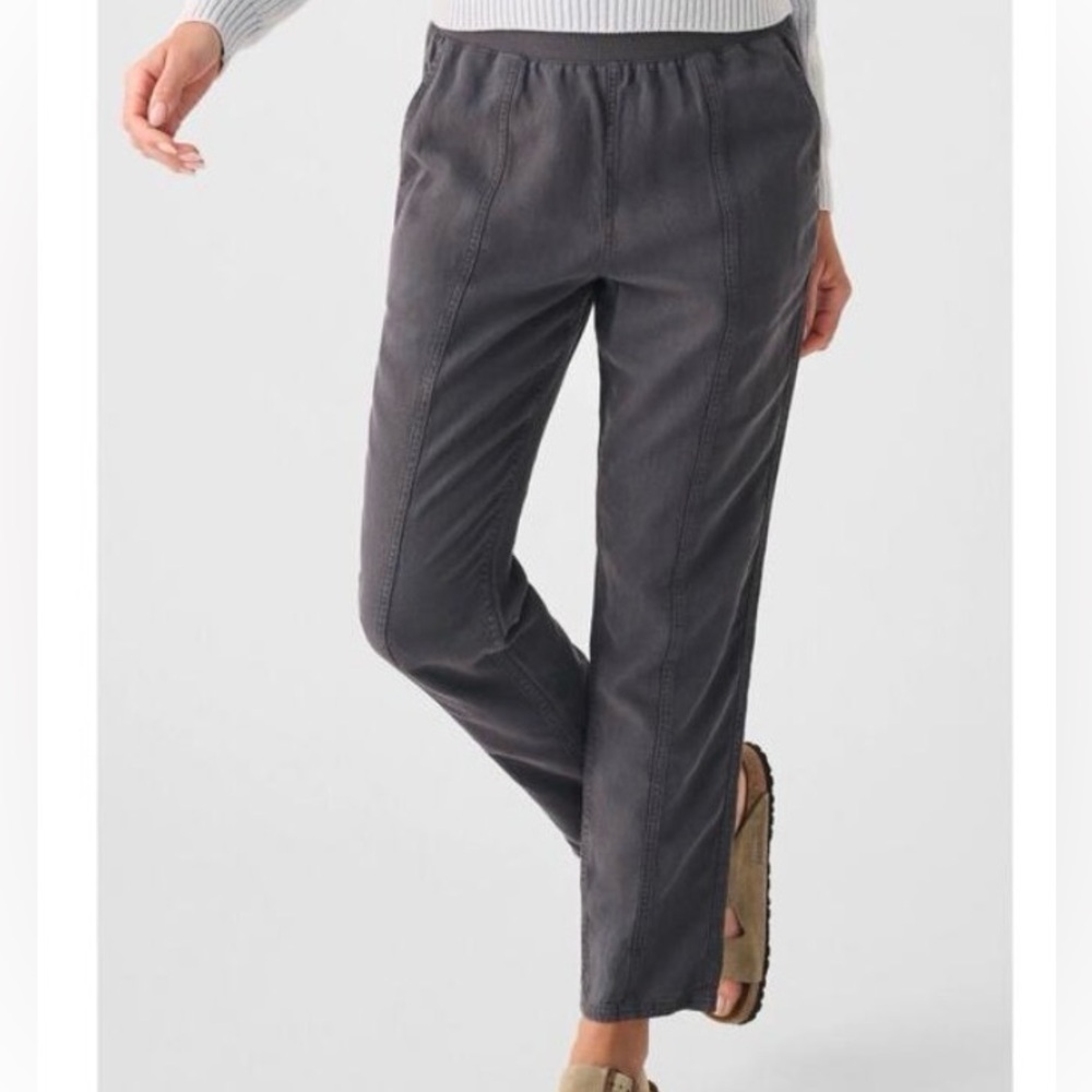 Faherty Charcoal Joggers NWOT